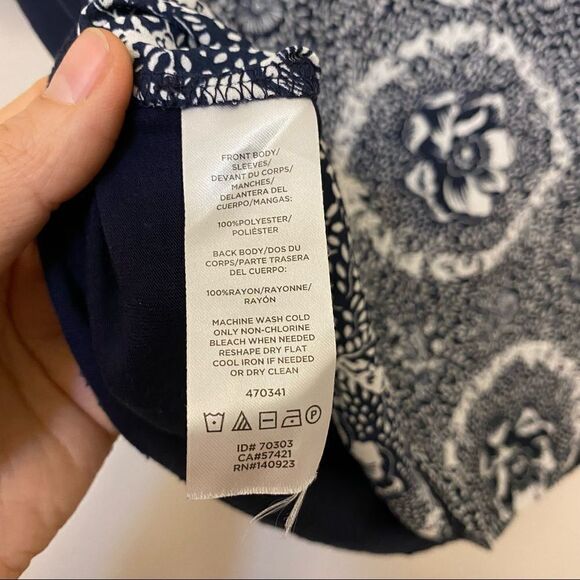 LOFT navy white print floral crew neck ruffle short sleeve top blouse cheap L - Picture 10 of 10